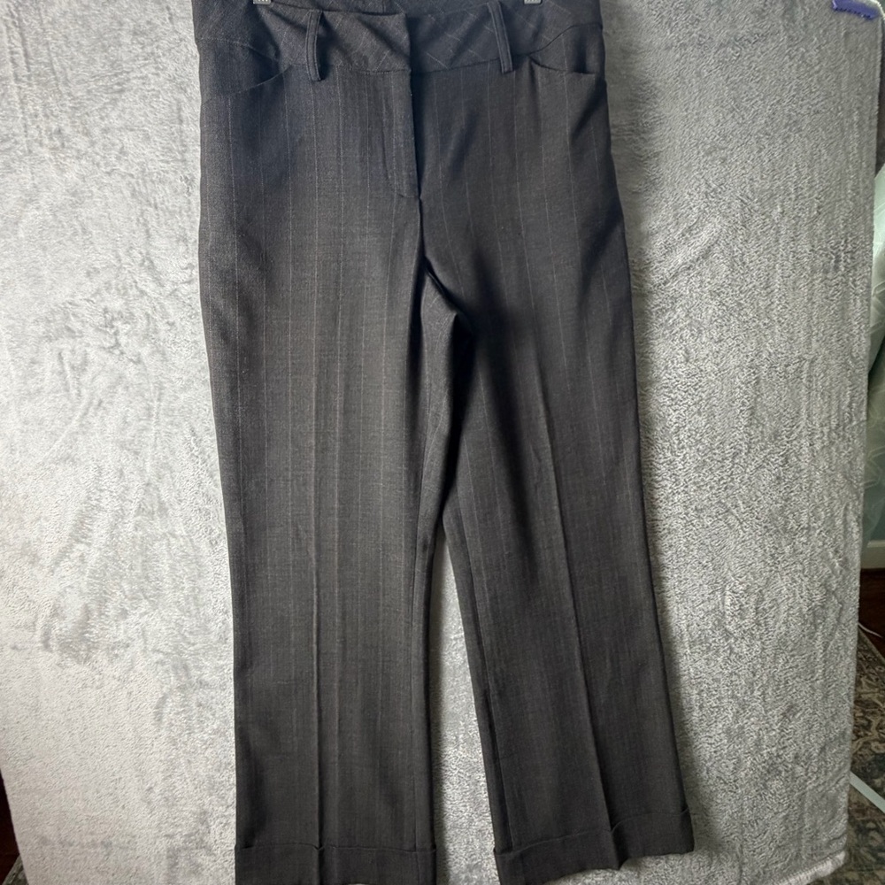 Vintage Russell Kemp Charcoal Office Siren Trousers w/ mauve pinstripes. Size10